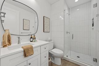 Newly 5BR Townhome Emory, Decatur & Downtown - 2