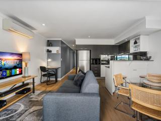 Chic 2-Bed Apartment & 5 minutes walk to QPAC - 6