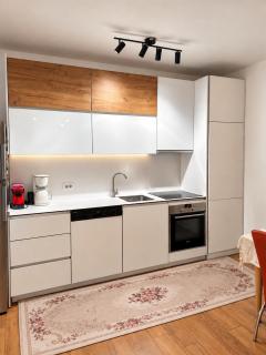 Prishtina Stay Apartment 2 - Modern & Cozy Stay & Self Check-in - 7