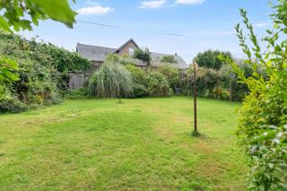 Spacious Edinburgh Home - Free Parking - Wi-Fi - Near City Centre - 7