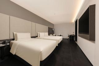 ATOUR Hotel, Kaiyuan Shengshi Plaza, West Street, Quanzhou - 4