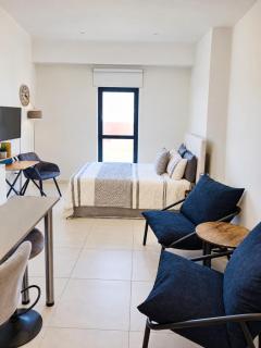 Gibraltar Central Suites - 2