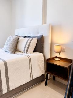 Gibraltar Central Suites - 4