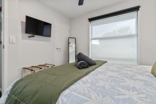 4 Bedroom house with Hot Tub in Martinborough - 1