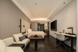 Atour Hotel Guangzhou South Railway Station East Plaza - 8