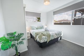 Relax at Jollie-Cozy 3-Bedroom Home, Central Twizel - Twizel - 1