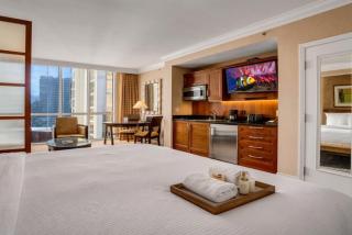 32nd Floor MGM Studio City View No Resort Fees - 2