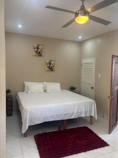 Paradise Cove Suite - 0