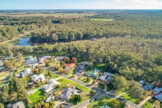 Elements - Echuca Holiday Homes - 4