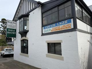 The Bush Inn - 0