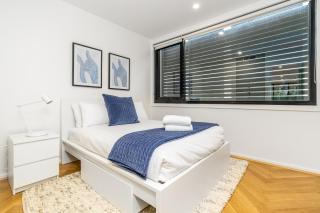 Brad37 2-Storey Lumiere Townhouse with Private Courtyard - 7