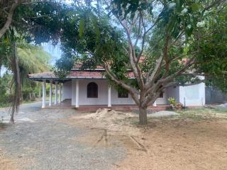 Trincomalee villa and rooms - 1