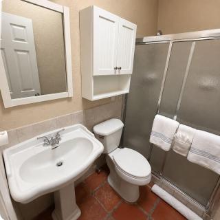 Sarasota Tiki Escape Hot Tub 5 Min to SRQ - 3