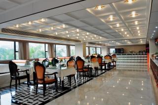 Injoy International Hotel - 8