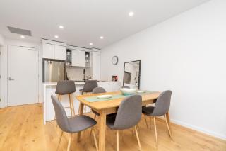 Modern 2BR Apartment in the Heart of the City - Hosted by Canstay - 1