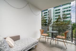Modern 2BR Apartment in the Heart of the City - Hosted by Canstay - 8