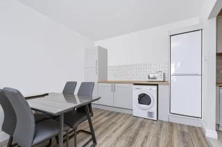 2-Bed Apartment in Historic Kilmainham, Dublin 8 - 6