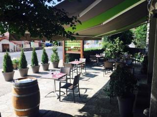 Hôtel La Clairière - Chambon-sur-Dolore - 1