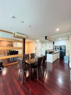 Spacious Apartement 3BR Ciputra World - 5