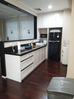 Spacious Apartement 3BR Ciputra World - 4