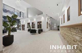 2 bed 1 bath apt airport transfers with pool gym - 1