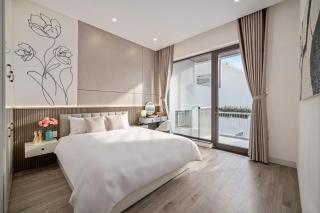 My Khe Beach Luxury Pool Villa - 9
