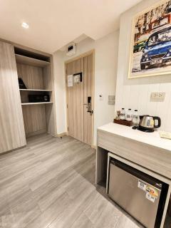 ABOUT NONT HOTEL &APARTMENT - 5
