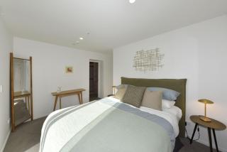 Free Carpark & Stylish City Apartment Near Te Kaha - 2
