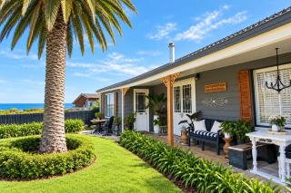 Palm Tree Cottage - Aldinga Beach - C21 SouthCoast Holidays - 0