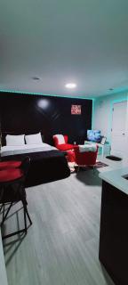 SwitHome Glen Suite & Studio Near YEG 2bed-2Baths - 5