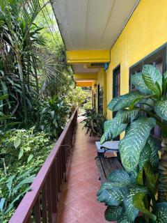 Moondance Cottage Inn - 1