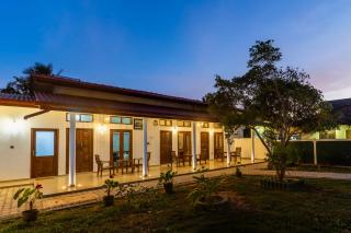 Moss Veranda - 6