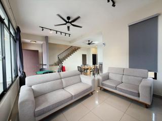 A32 Palmwood Pelangi Indah Homestay Corner House - 6