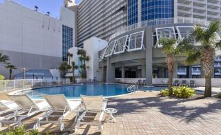 Family Resort Fun: 5 Pools + Beach Access - 4