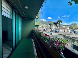 Suite near the Metro, with a View & Gym - 7