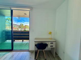 Suite near the Metro, with a View & Gym - 1