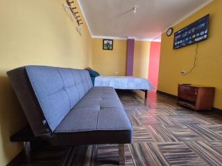 Mini apartment of 65 m2 in a family home - 2