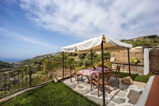 Holiday Homes in Pompeiana 40829 - 4