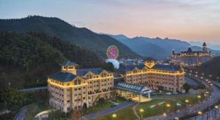 Deefly Yinrun Town Hotel - 2