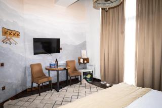 Alpen Park Hotel & Karaoke in Shymkent - 2