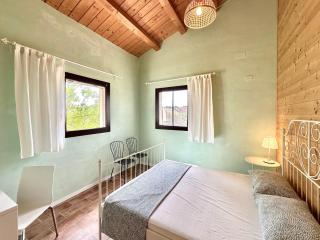 Rustic Countryhouse Escape with Dream Pool - 1