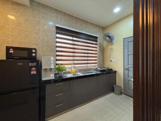 De Daun Homestay Bangi - with Private Pool - 5