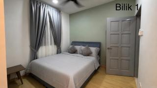 De Daun Homestay Bangi - with Private Pool - 4