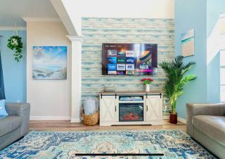 Steps to the Sand 14 Beds Sleeps 19 + Hot Tub - 1