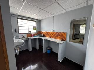 Kenson's INN - Non AC - 2 Bedroom Private Apartment - 4