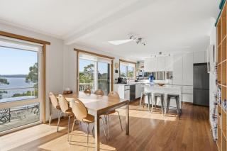 Exquisite Waterfront Oasis Near Bruny Hobart - 2