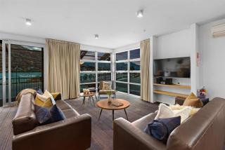 Marina Lake Views 2 Bedroom Apartment - 8