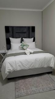 Selamu Coastal Guesthouse - 8