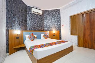 FabHotel Golden Heritage - 6