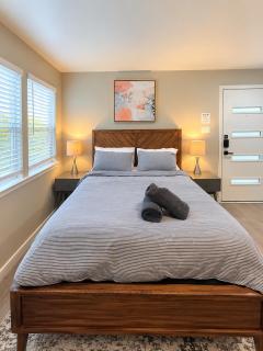 Cozy Studio Near The Domain & Burnet Road - 8